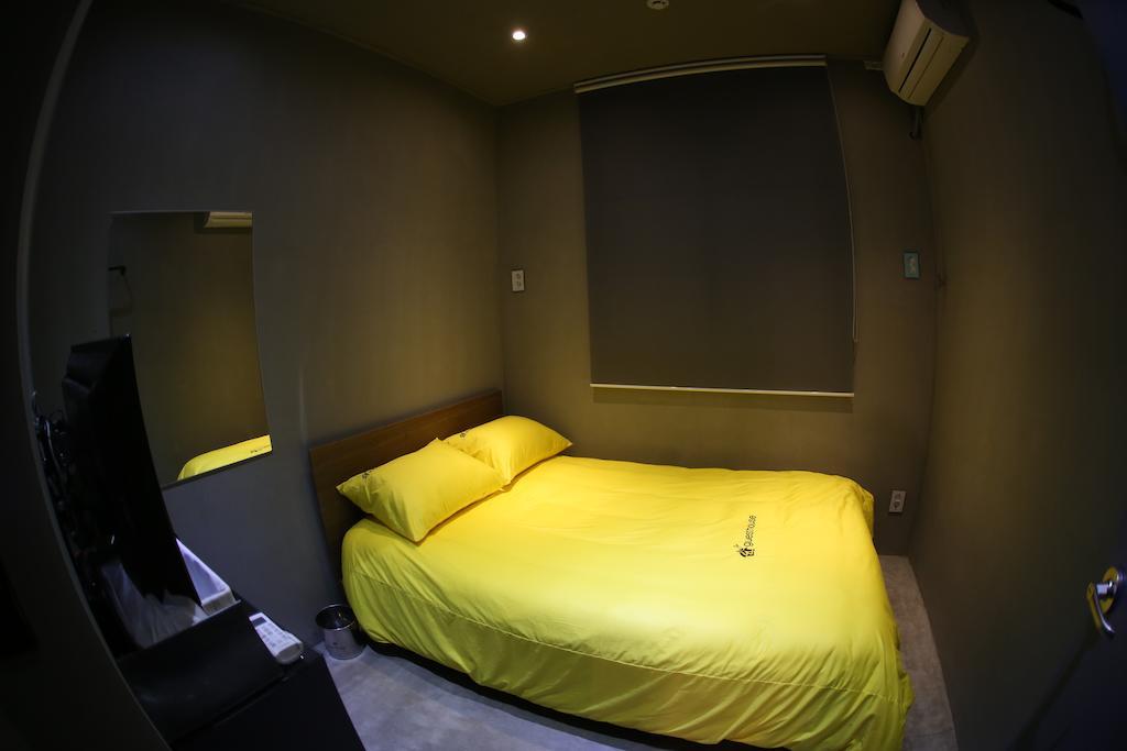 24 Guesthouse Garosugil - Gangnam Seoul Rom bilde