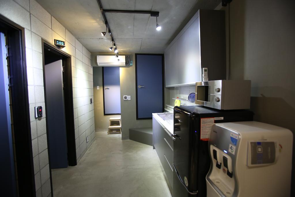 24 Guesthouse Garosugil - Gangnam Seoul Rom bilde